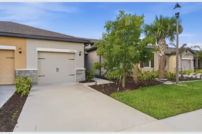 5303 Gladness Court, Fort Pierce, FL 34947 - Photo 3