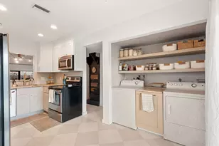 1966 SW 81st Terrace, Davie, FL 33324 - Photo 27