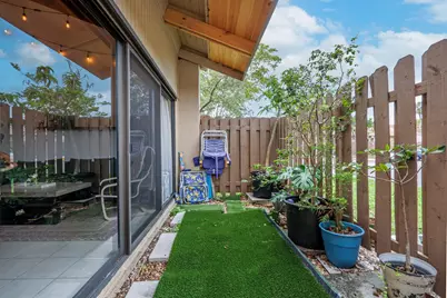 1966 SW 81st Terrace, Davie, FL 33324 - Photo 29