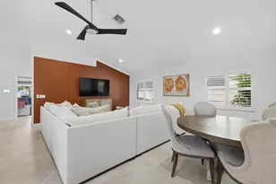 9851 NW 49th Pl, Coral Springs, FL 33076 - Photo 9