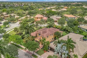 7678 NW 117th Ln, Parkland, FL 33076 - Photo 15