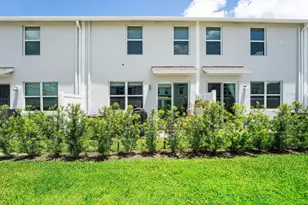 5739 SE Edgewater Cir, Stuart, FL 34997 - Photo 27