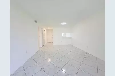 6106 Forest Hill Boulevard #204, West Palm Beach, FL 33415 - Photo 3