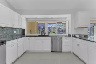 11388 NW 18th Manor, Coral Springs, FL 33071 - Photo 15