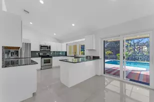 11388 NW 18th Manor, Coral Springs, FL 33071 - Photo 13