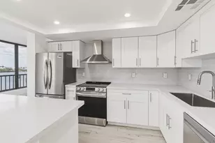 1748 Jupiter Cove Dr, Jupiter, FL 33469 - Photo 5