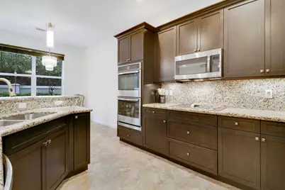 5242 Cambridge Court, Palm Beach Gardens, FL 33418 - Photo 11