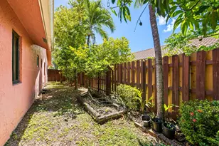 10739 NW 21st St, Coral Springs, FL 33071 - Photo 31