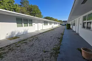 2501 Pierce St, Hollywood, FL 33020 - Photo 9