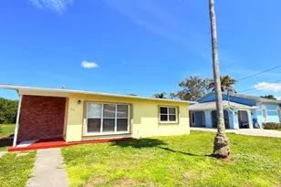 3231 SE Monte Vista St, Port Saint Lucie, FL 34952 - Photo 1