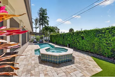 1642 SE 7th Street, Deerfield Beach, FL 33441 - Photo 11