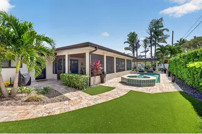 1642 SE 7th Street, Deerfield Beach, FL 33441 - Photo 1