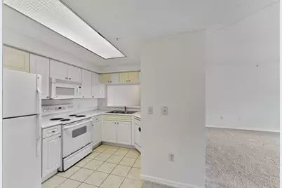 2727 Anzio Court #301, Palm Beach Gardens, FL 33410 - Photo 9