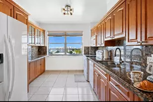 2801 NE 183rd St, Aventura, FL 33160 - Photo 5