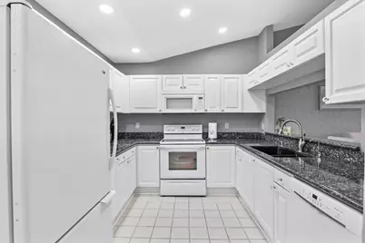 8180 Bellwort Place, Boynton Beach, FL 33472 - Photo 9