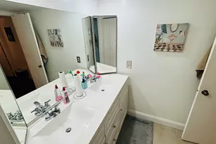 245 Woodland Rd, Palm Springs, FL 33461 - Photo 7