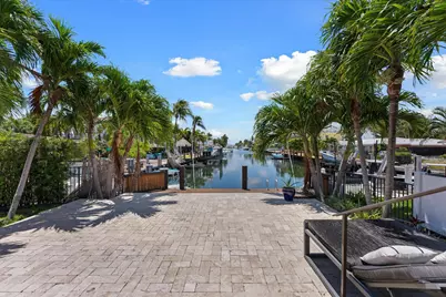 2948 NE 35th Court, Lighthouse Point, FL 33064 - Photo 35