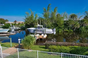 479 SW Lost River Rd, Stuart, FL 34997 - Photo 3