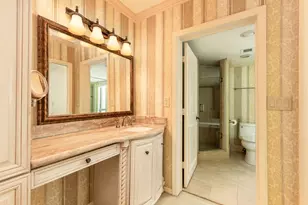 100 SE 5th Ave, Boca Raton, FL 33432 - Photo 11