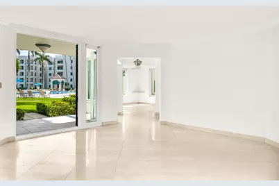 100 SE 5th Avenue #107, Boca Raton, FL 33432 - Photo 7