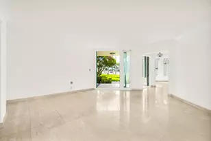 100 SE 5th Ave, Boca Raton, FL 33432 - Photo 9