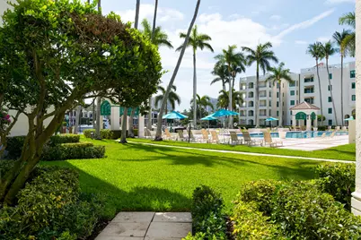 100 SE 5th Avenue #107, Boca Raton, FL 33432 - Photo 5