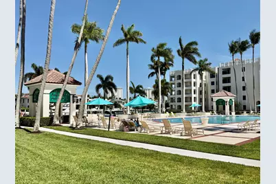 100 SE 5th Avenue #107, Boca Raton, FL 33432 - Photo 1