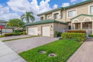 7972 W Exeter Blvd W, Tamarac, FL 33321 - Photo 3