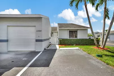 2640 W Gately Dr Drive W #1204, West Palm Beach, FL 33415 - Photo 1