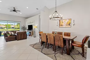 9121 Bay Point Cir, West Palm Beach, FL 33411 - Photo 7