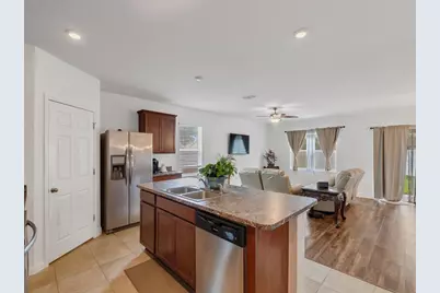 475 SW Moray Dr Drive, Palm Bay, FL 32908 - Photo 11
