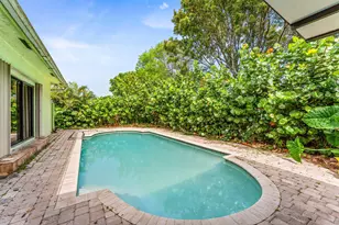 2753 NW 34th St, Boca Raton, FL 33434 - Photo 35