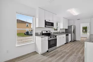 2206 S 34th St, Fort Pierce, FL 34947 - Photo 17