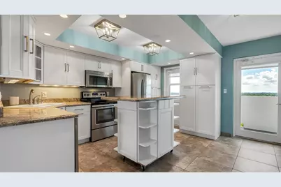 2200 NE 33rd Avenue #10k, Fort Lauderdale, FL 33305 - Photo 13