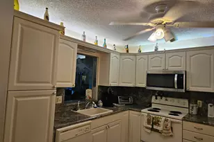 18999 Stewart Cir, Boca Raton, FL 33496 - Photo 17