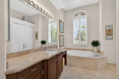 4131 Venetia Way, Palm Beach Gardens, FL 33418 - Photo 41