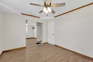 261 NE 42nd St, Pompano Beach, FL 33064 - Photo 13