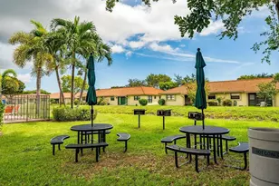 9900 Pineapple Tree Dr, Boynton Beach, FL 33436 - Photo 21