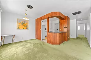 877 Sarazen Dr, West Palm Beach, FL 33413 - Photo 7