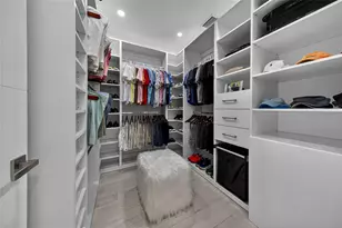 21 NE 25th St, Wilton Manors, FL 33305 - Photo 21