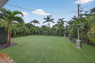 21 NE 25th St, Wilton Manors, FL 33305 - Photo 39