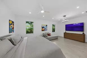 21 NE 25th St, Wilton Manors, FL 33305 - Photo 19