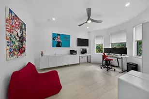 21 NE 25th St, Wilton Manors, FL 33305 - Photo 29