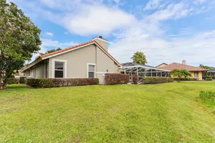 2 Old Fence Rd, Palm Beach Gardens, FL 33418 - Photo 3