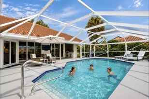2 Old Fence Rd, Palm Beach Gardens, FL 33418 - Photo 13