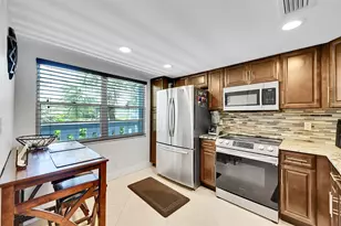 2804 Victoria Way, Coconut Creek, FL 33066 - Photo 11