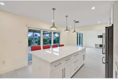 320 SE 5th Avenue, Pompano Beach, FL 33060 - Photo 13