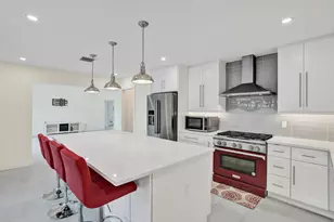 320 SE 5th Ave, Pompano Beach, FL 33060 - Photo 1
