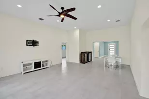 320 SE 5th Ave, Pompano Beach, FL 33060 - Photo 17