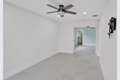 320 SE 5th Avenue, Pompano Beach, FL 33060 - Photo 5